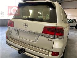 تۆیۆتا لاند کروزەر